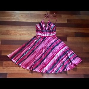 Alyn Paige Silky Pink Dress - size 9/10